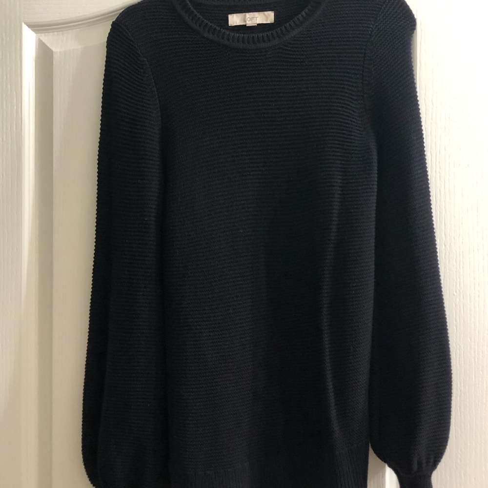 LOFT black puff sleeve sweater Size Small